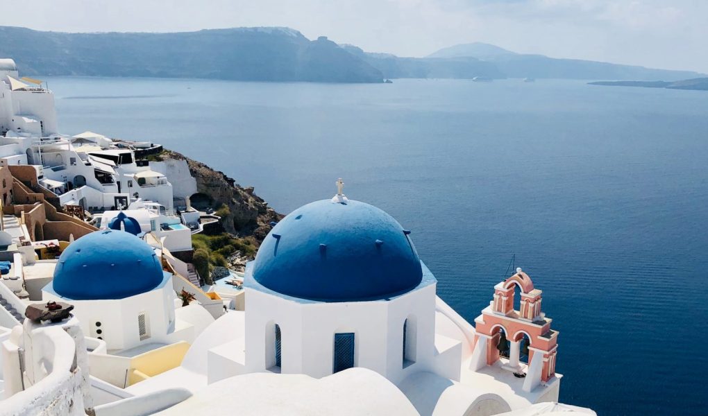 Santorini Travel Guide: What To See and Do In Santorini