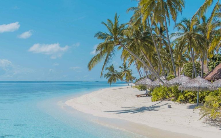 The Ultimate Maldives Travel Guide