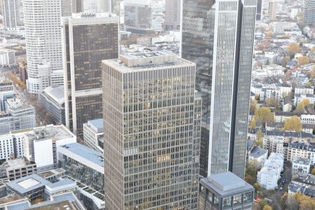 Deutsche Bank Travel Credit Card: What You Need to Know Before Applying
