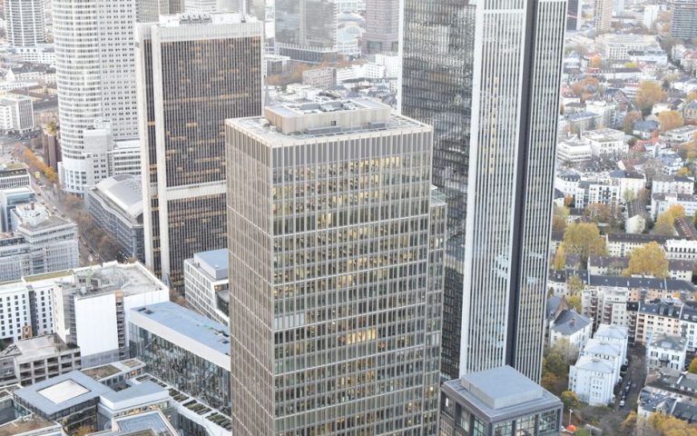 Deutsche Bank Travel Credit Card: What You Need to Know Before Applying Deutsche Bank Travel Credit Card: What You Need to Know Before Applying