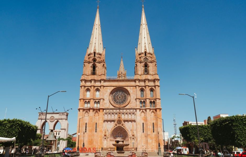Mexico City Safe Solo Travelers: My Honest Take: Is Mexico City Safe for Solo Travelers Mexico City Safe Solo Travelers: My Honest Take: Is Mexico City Safe for Solo Travelers
