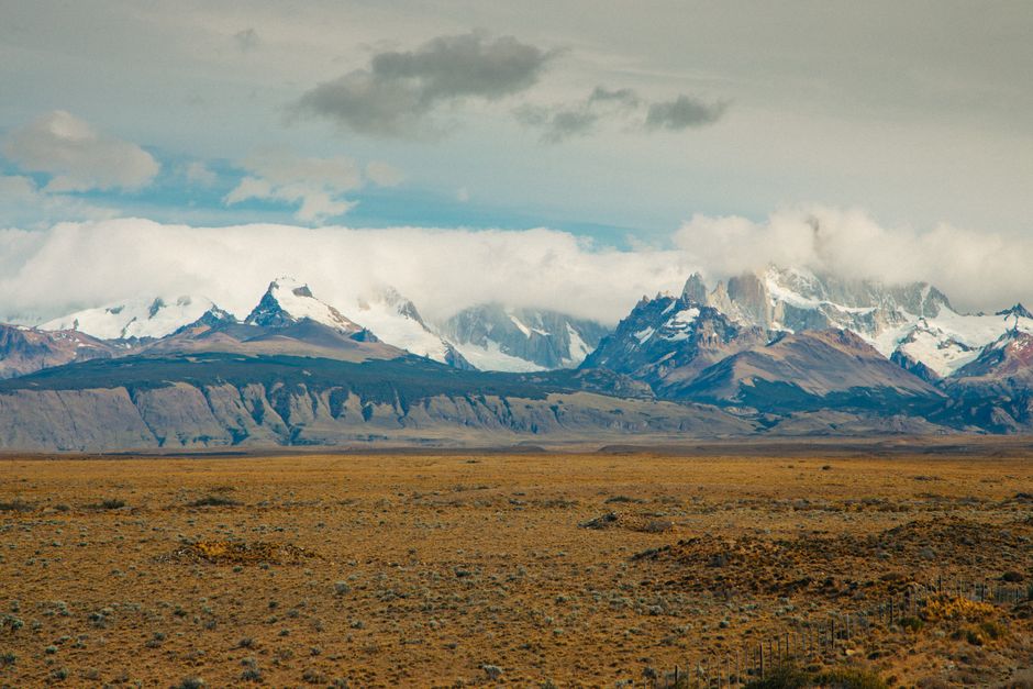 Majestic snowcapped mountains in El Chaltén, Argentina showcasing natural beauty and rugged terrain.