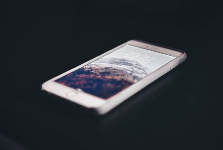 Portable Wi-Fi Hotspots for Remote Workers: GlocalMe vs. Skyroam Compared