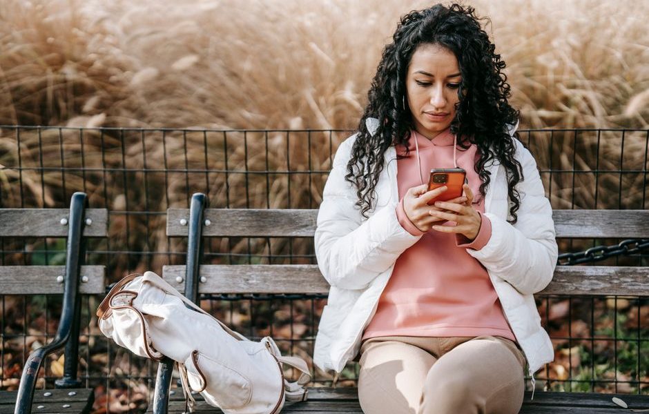 Safety Apps Solo Traveler: 5 Safety Apps Every Solo Traveler Should Download Right Now Safety Apps Solo Traveler: 5 Safety Apps Every Solo Traveler Should Download Right Now