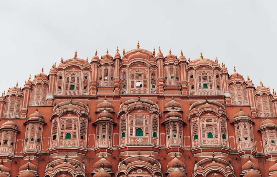 Rajasthan in February: Jaipur, Udaipur and the Desert in Mild Weather Rajasthan in February: Jaipur, Udaipur and the Desert in Mild Weather