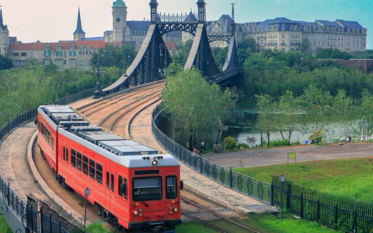 Travel Europe Under A Day: How to Travel Europe for Under a Day: My Proven Strategies Travel Europe Under A Day: How to Travel Europe for Under a Day: My Proven Strategies