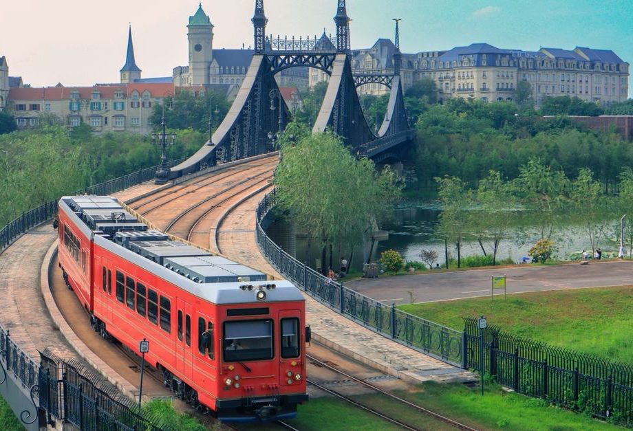 Travel Europe Under  A Day: How to Travel Europe for Under  a Day: My Proven Strategies